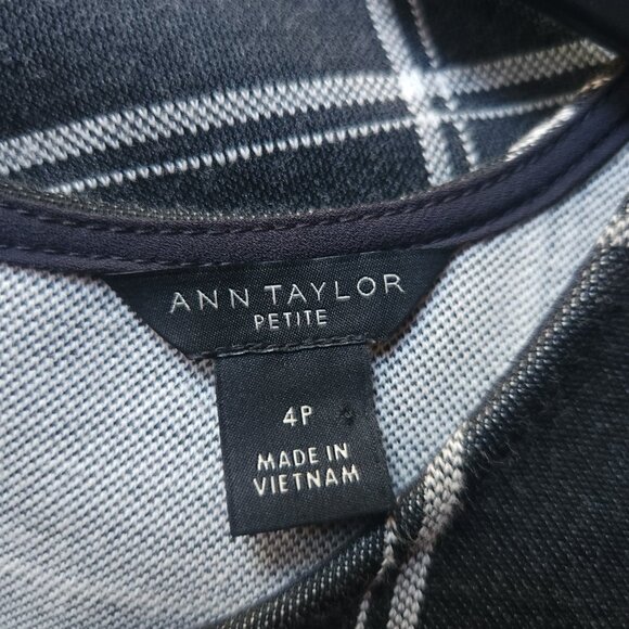 ANN TAYLOR Grey White Windowpane Shift Sheath Dress size 4 Petite - Picture 4 of 6